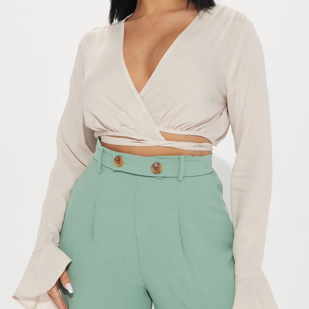 Fashion nova blouse crop top